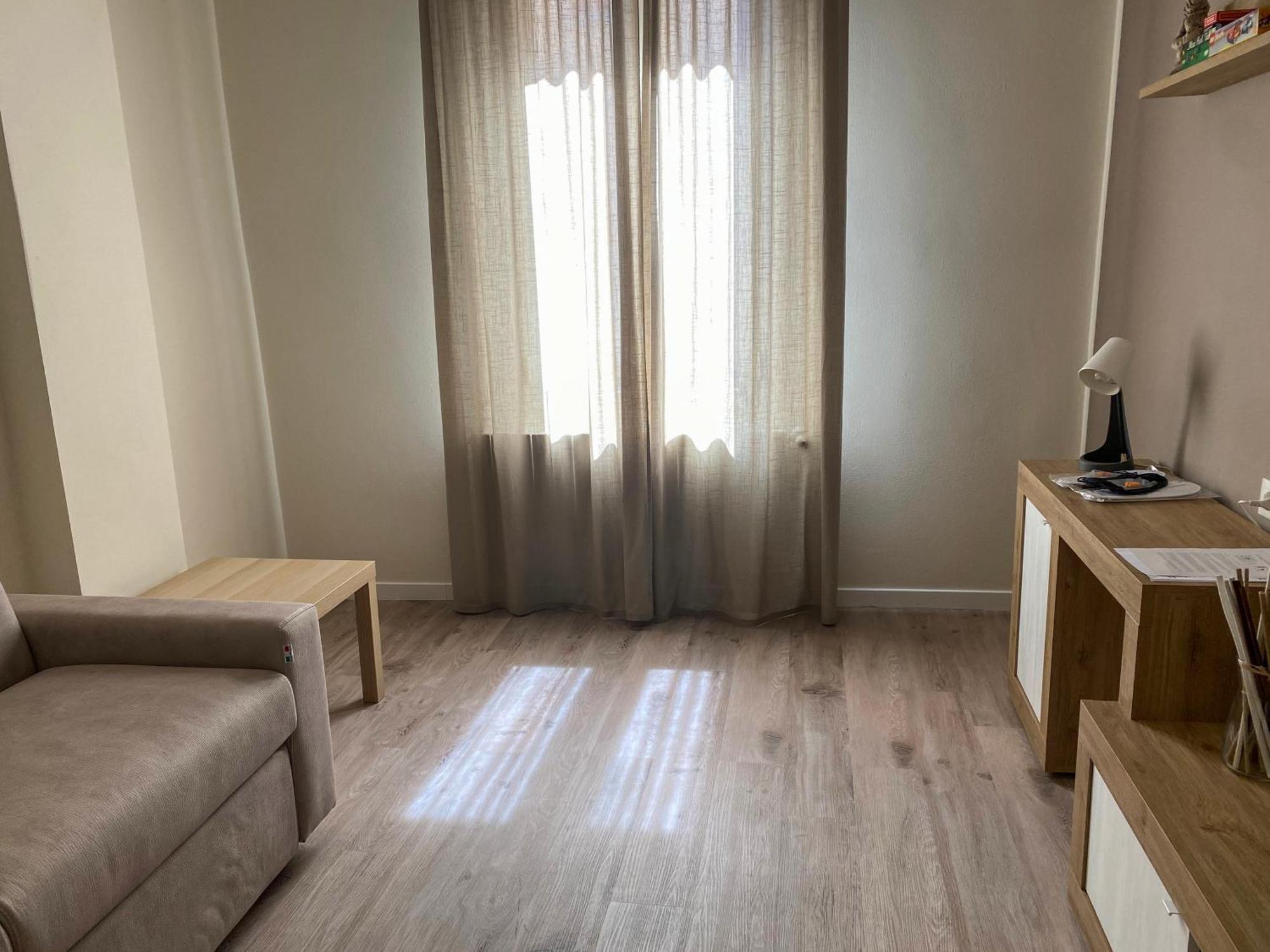 Appartamento Anna - Comfort E Stile In Centro Storico Imola Exterior foto